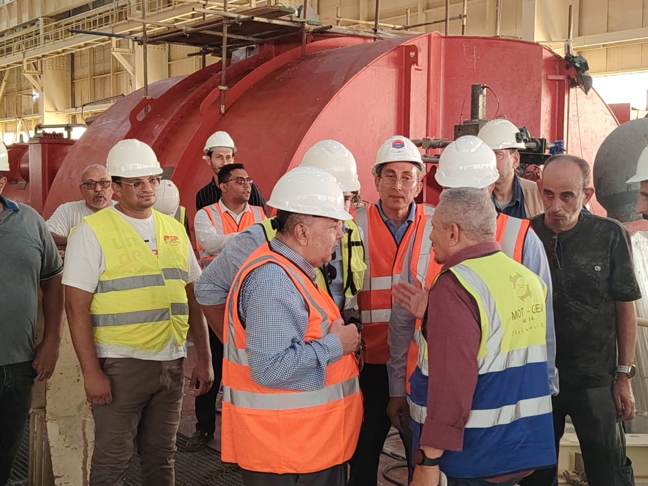 أولى جولات السيد المهندس / رئيس مجلس الإداره لمحطة شرق بورسعيد