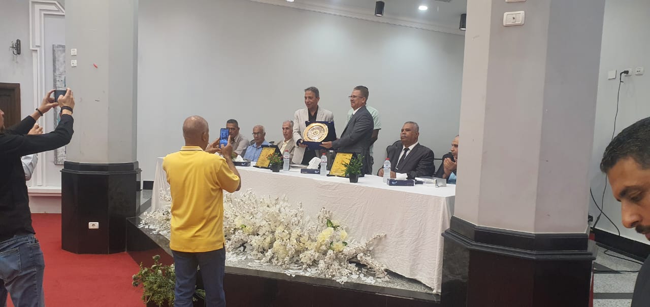 تكريم نقابة المهندسين بالسويس للسيد المهندس/ اشرف يوسف رئيس مجلس الإدارة والعضو المنتدب