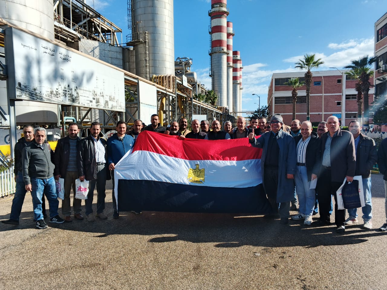 مشاركة العاملين بشركة شرق الدلتا في اعادة إنتخابات مجلس النواب 2025