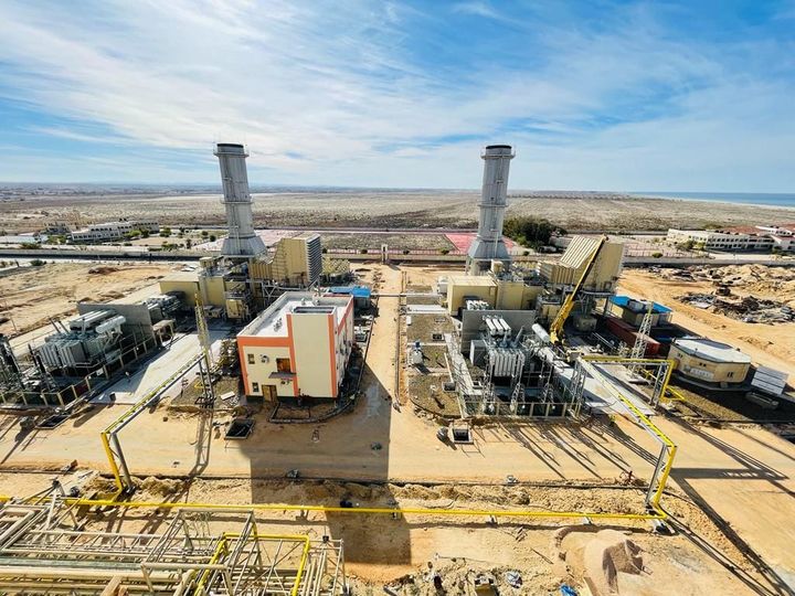 التجهيز لبدء إختبارات التشغيل لأول وحدة بمحطة كهرباء العريش