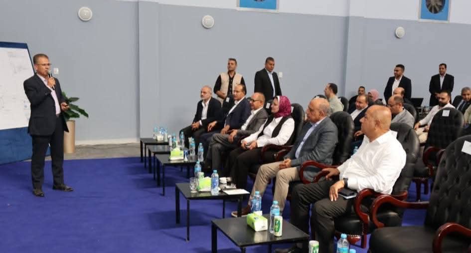 زيارة ميدانية.. وزير الكهرباء والطاقة المتجددة يتفقد انهاء الأعمال فى موقعى أبراج عبور قناة السويس على مسار خط الربط الكهربائي المصرى السعودى